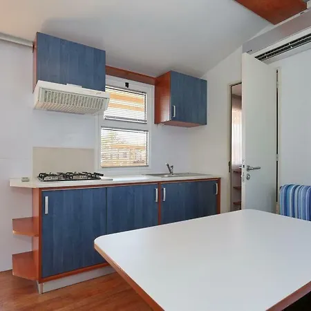 Apartment With A Swimming Pool Turanj, Biograd - 17564 Turanj